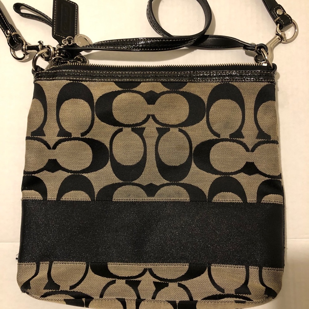 Coach pre owned vintage cross body bag